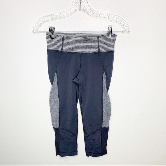 Lululemon cropped pants - Picture 1 of 9